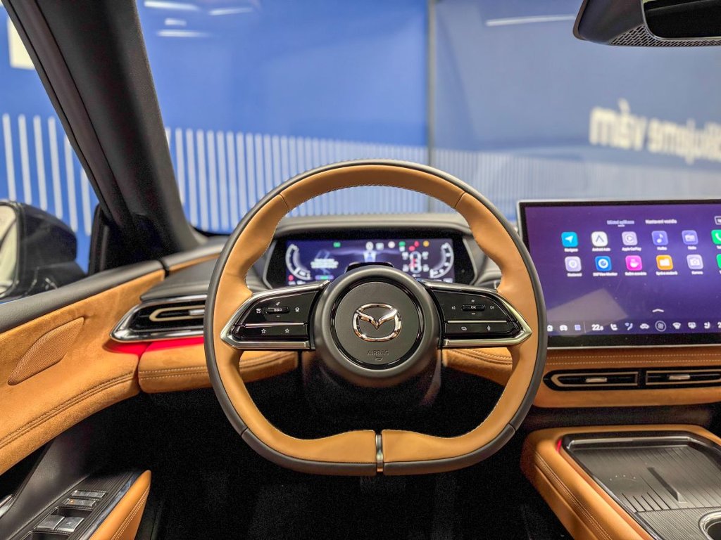 Mazda 6e