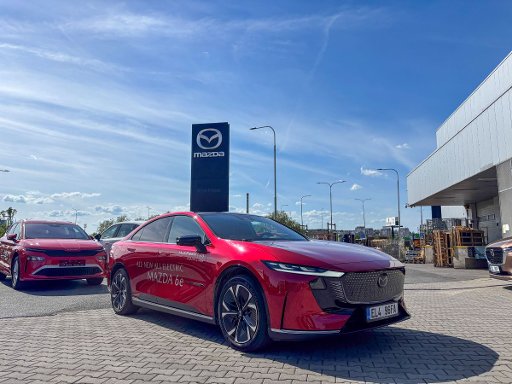 Mazda 6e