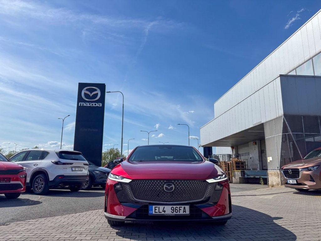Mazda 6e